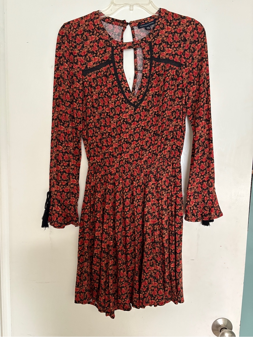 Women's Black and Red Floral Long-Sleeve Dress XS
